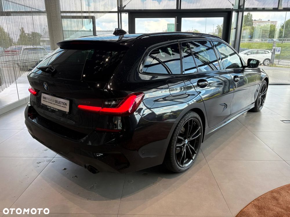 BMW Seria 3 320d xDrive MHEV M Sport sport - 7