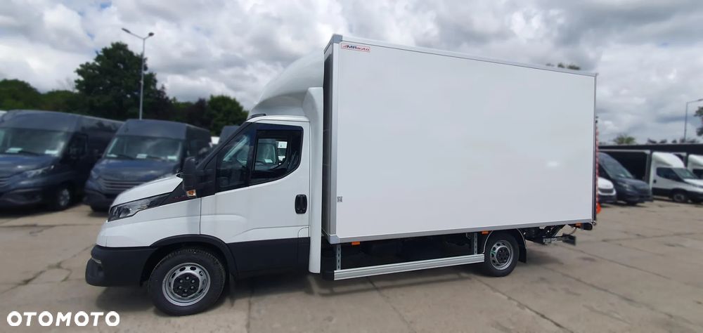 Iveco Daily 35S18 - 9