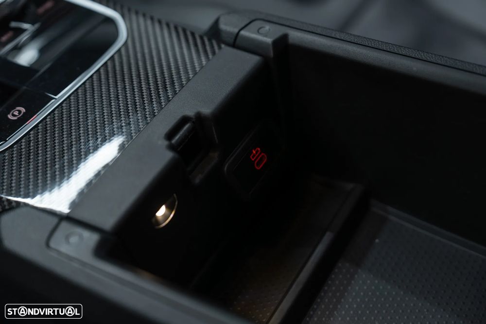 BMW M4 Competition - 57