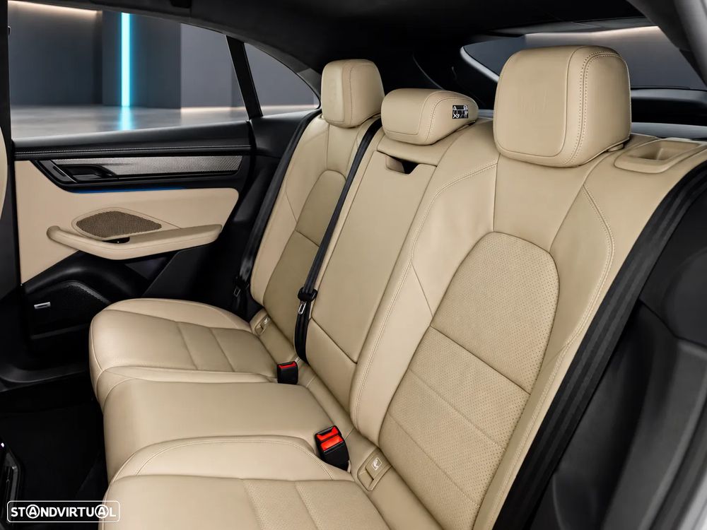 Porsche Macan Electric Turbo - 23