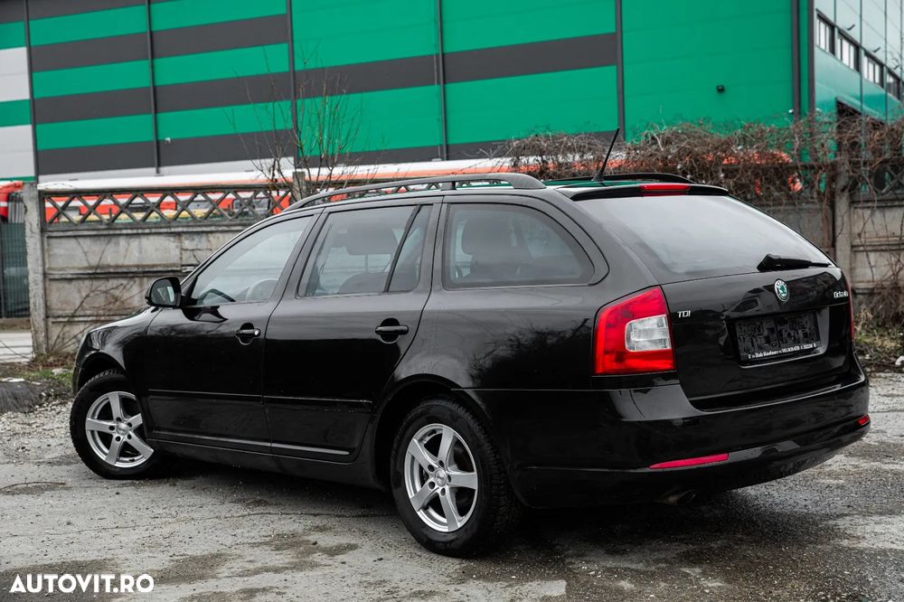 Skoda Octavia 1.6 TDI ELEGANCE - 2