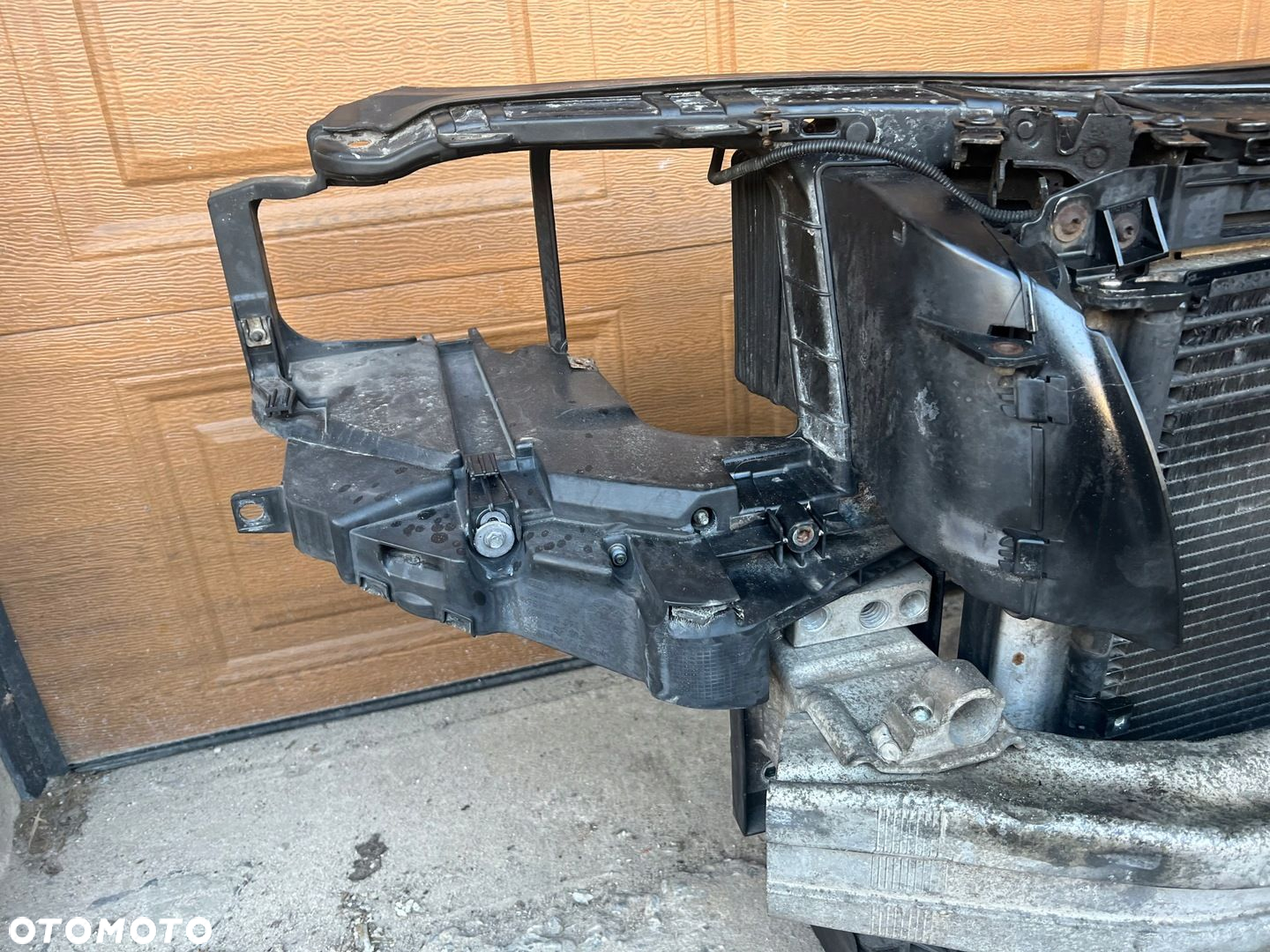 PAS PRZEDNI AUDI A8 D3 3.0 TDI 03-10 KOMPLETNY - 5