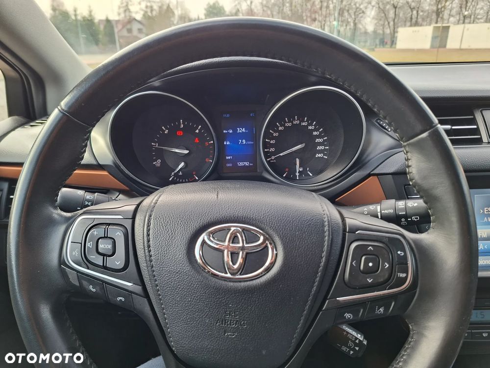 Toyota Avensis 2.0 D-4D Prestige - 7