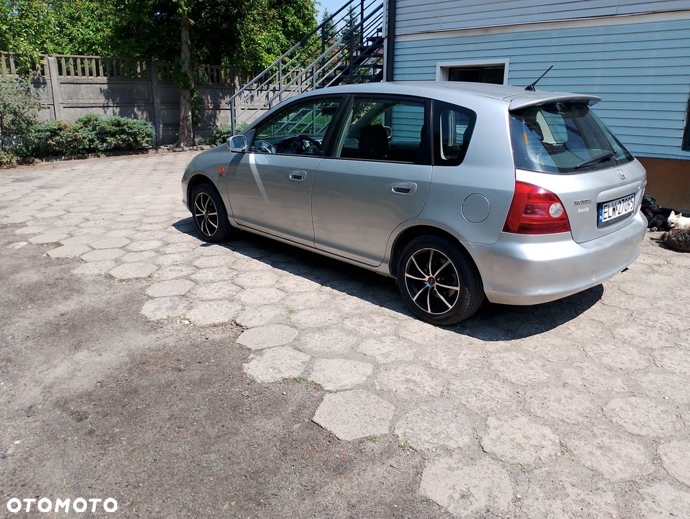 Honda Civic 1.6i ES - 3
