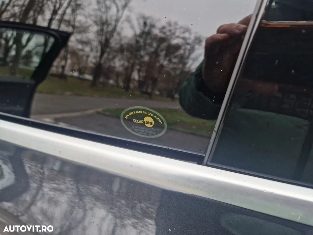 Volvo XC 60 D4 AWD Geartronic Kinetic - 9