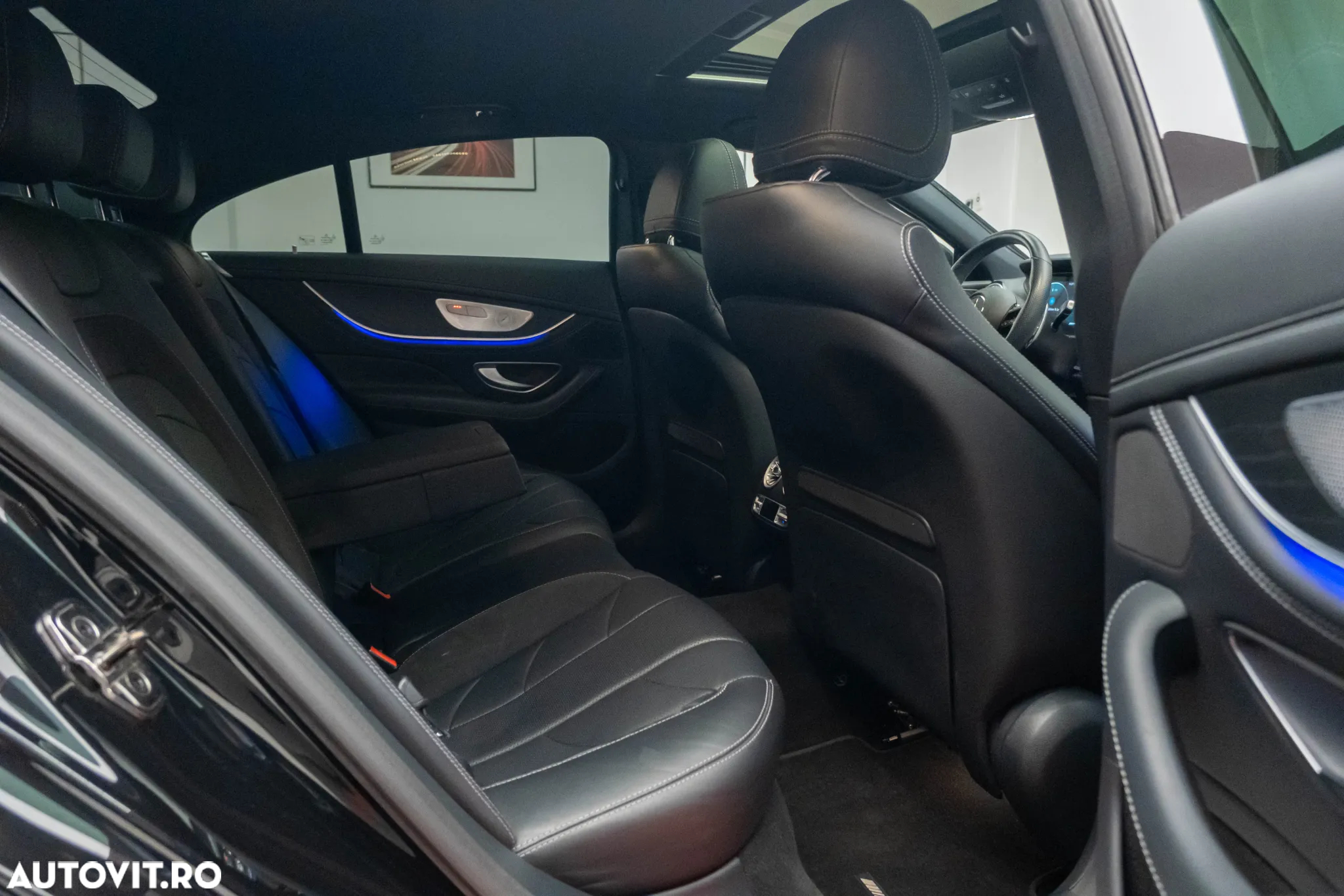 Mercedes-Benz CLS AMG 53 4MATIC Aut - 27