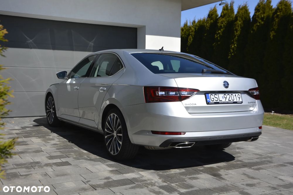 Skoda Superb 2.0 TSI 4x4 L&K DSG - 4