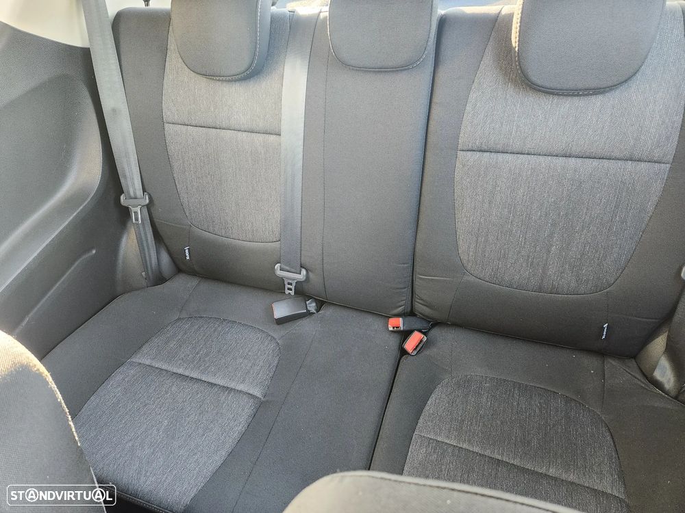 Kia Picanto 1.0 Attract - 19