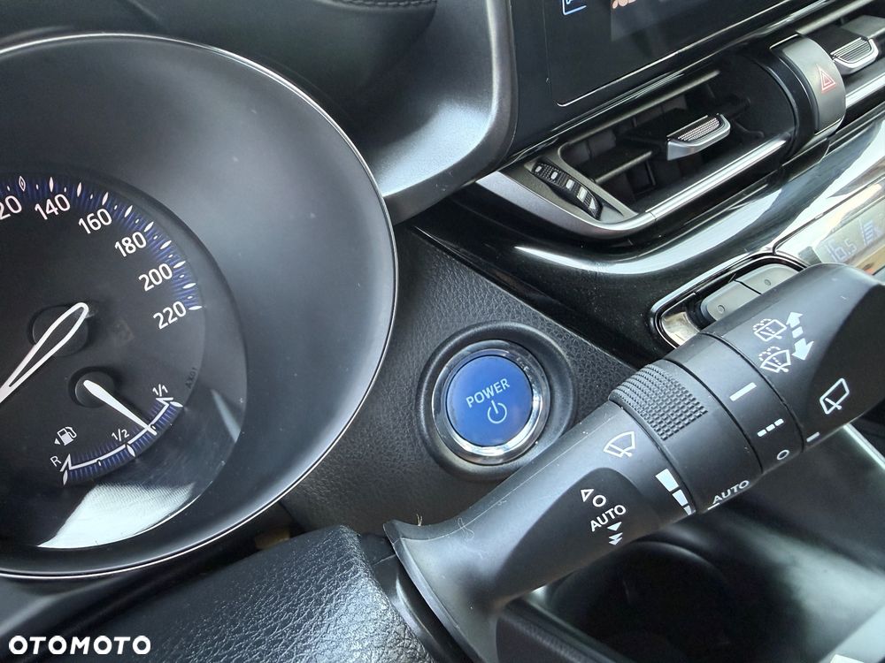 Toyota C-HR Style - 36