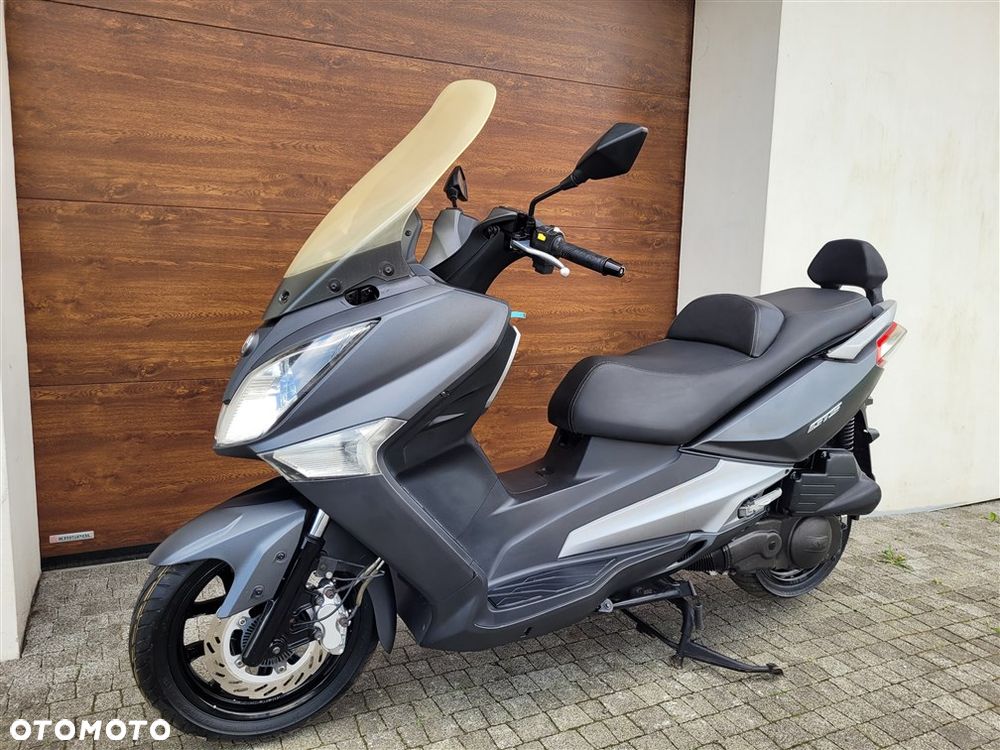 SYM GTS - 1