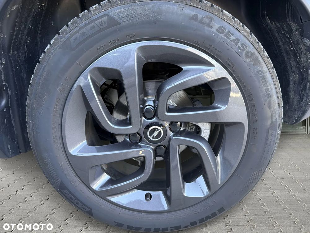 Opel Crossland X 1.2 T Design Line S&S - 18