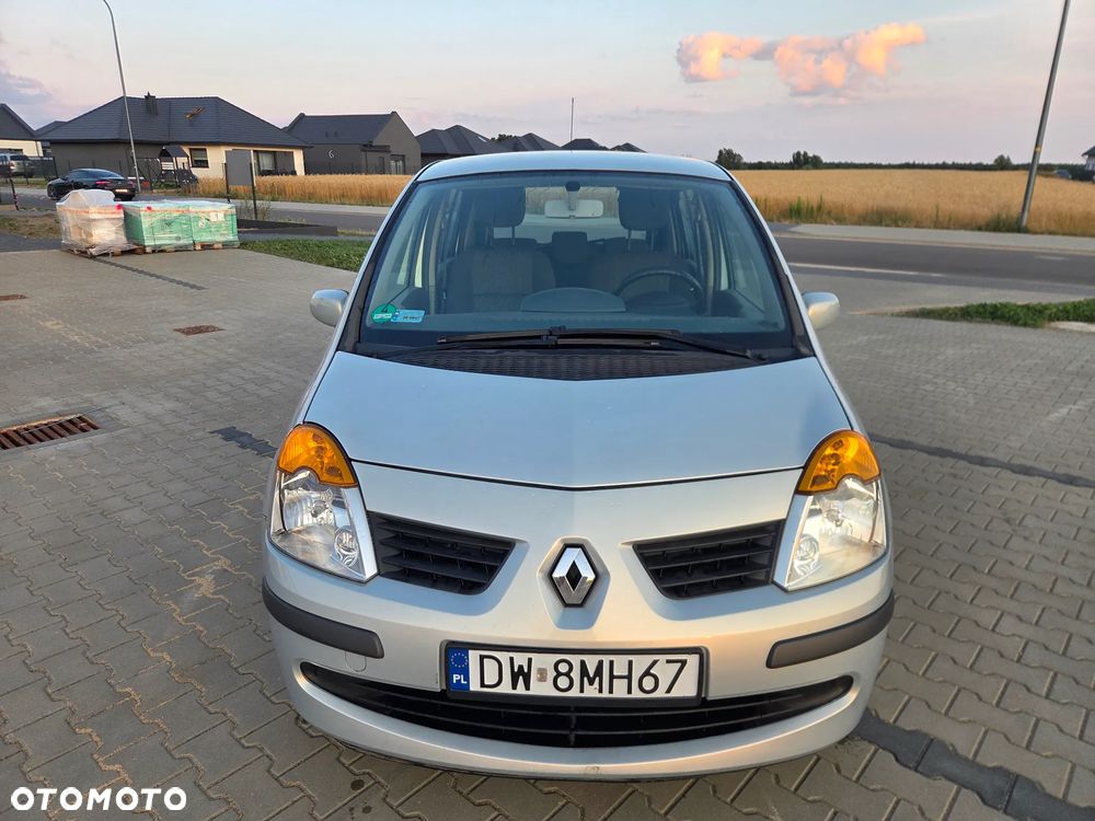 Renault Modus - 2