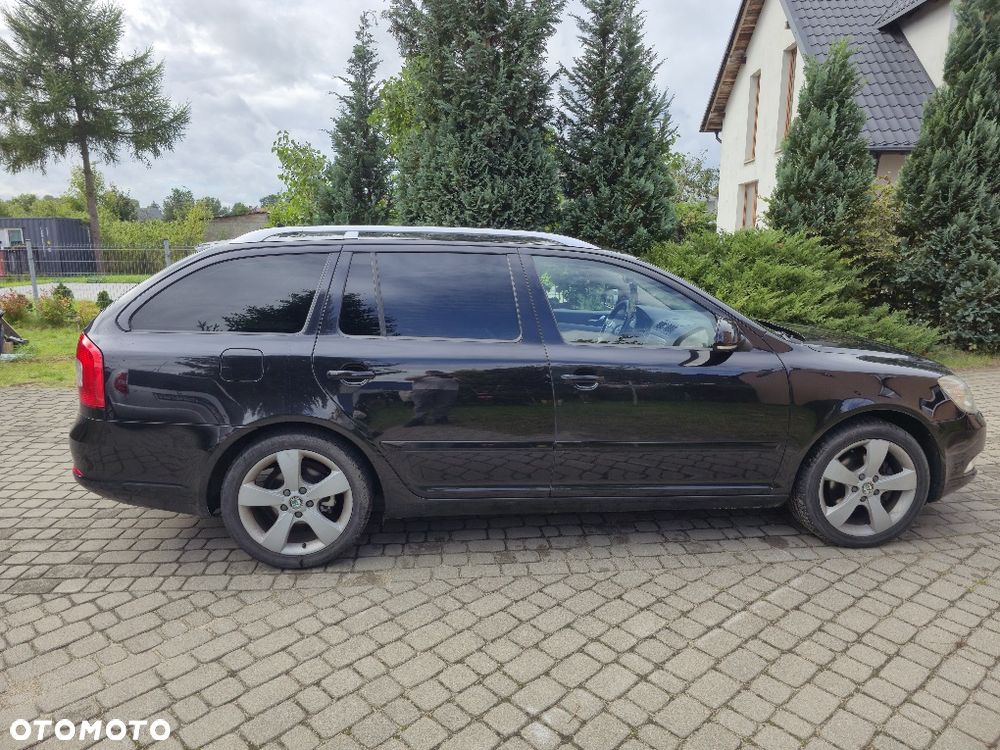 Skoda Octavia 2010 photo 5