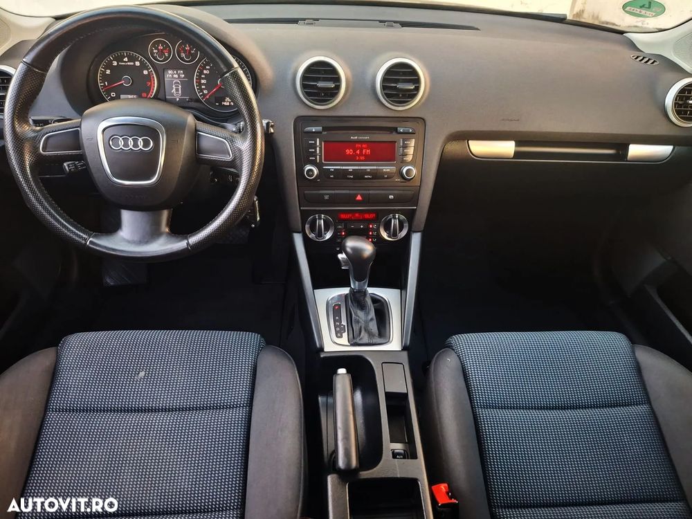 Audi A3 1.4 TFSI ack S tronic Attraction - 8