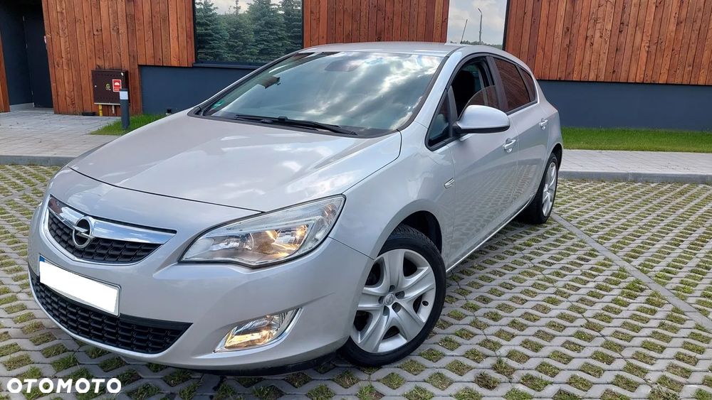 Opel Astra - 16