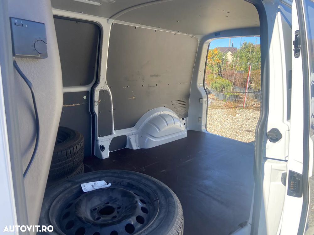 Volkswagen Transporter T6.1 - 34