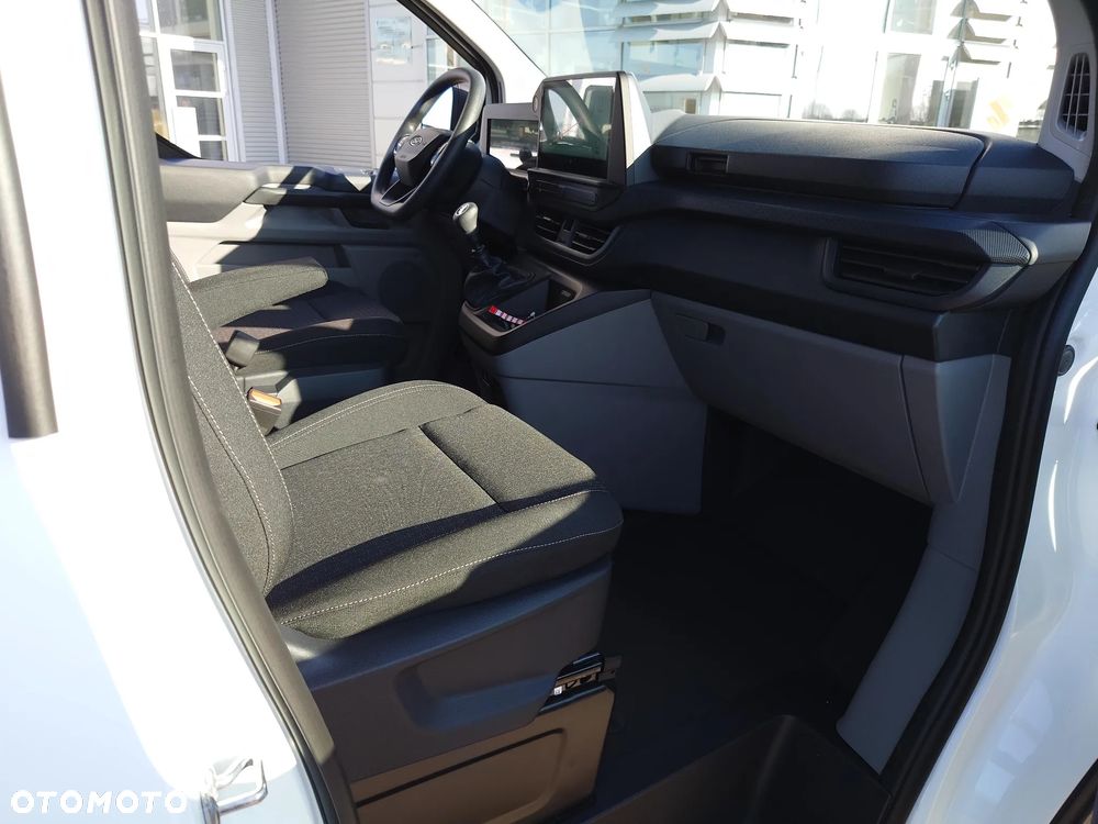 Ford Transit Kombi L2H2 Trend - 17