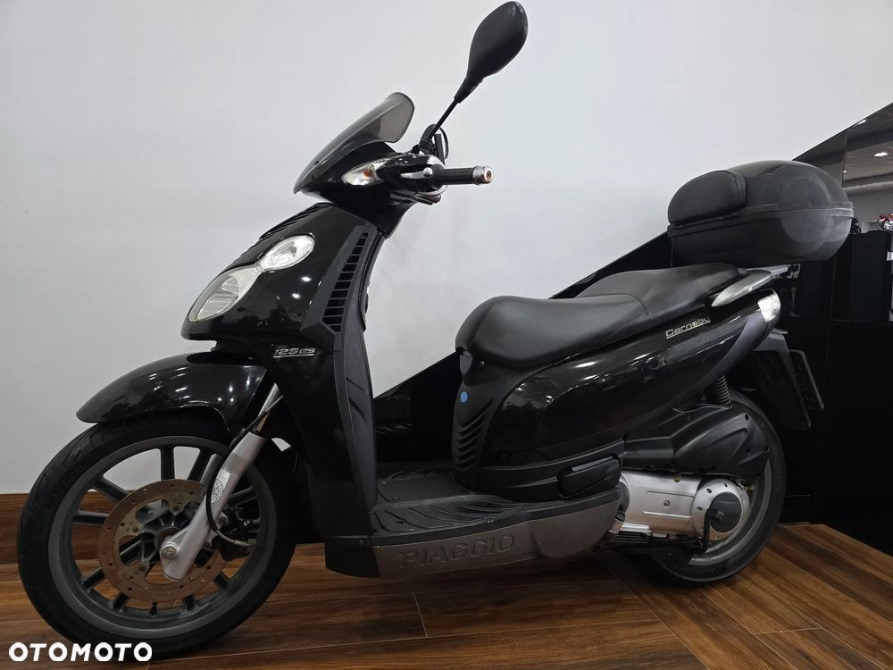 Piaggio Carnaby - 27