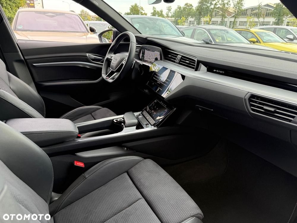 Audi e-tron Sportback - 20