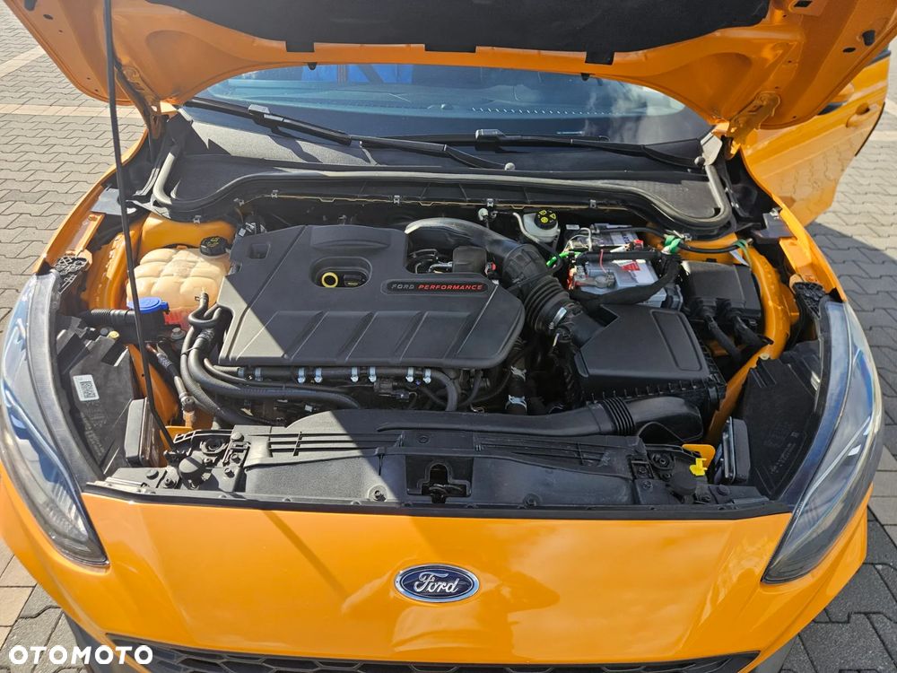 Ford Focus 2.3 EcoBoost ST - 10