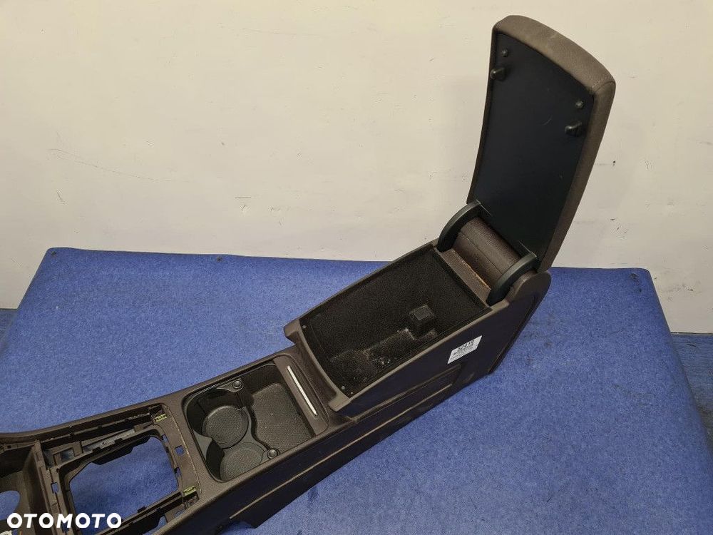 VOLKSWAGEN PASSAT B7 TUNEL ŚRODKOWY 3AB863243 - 6