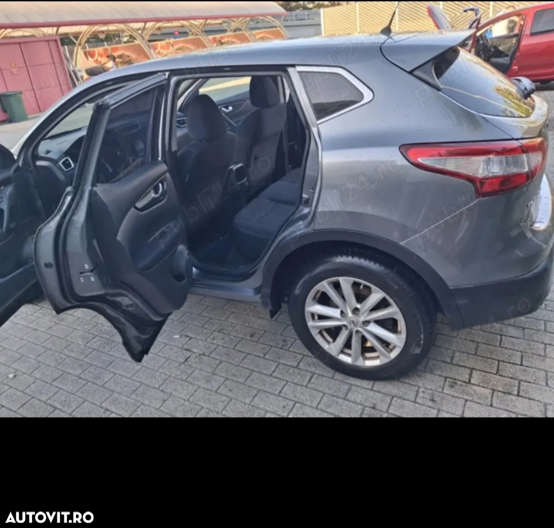 Nissan Qashqai - 2