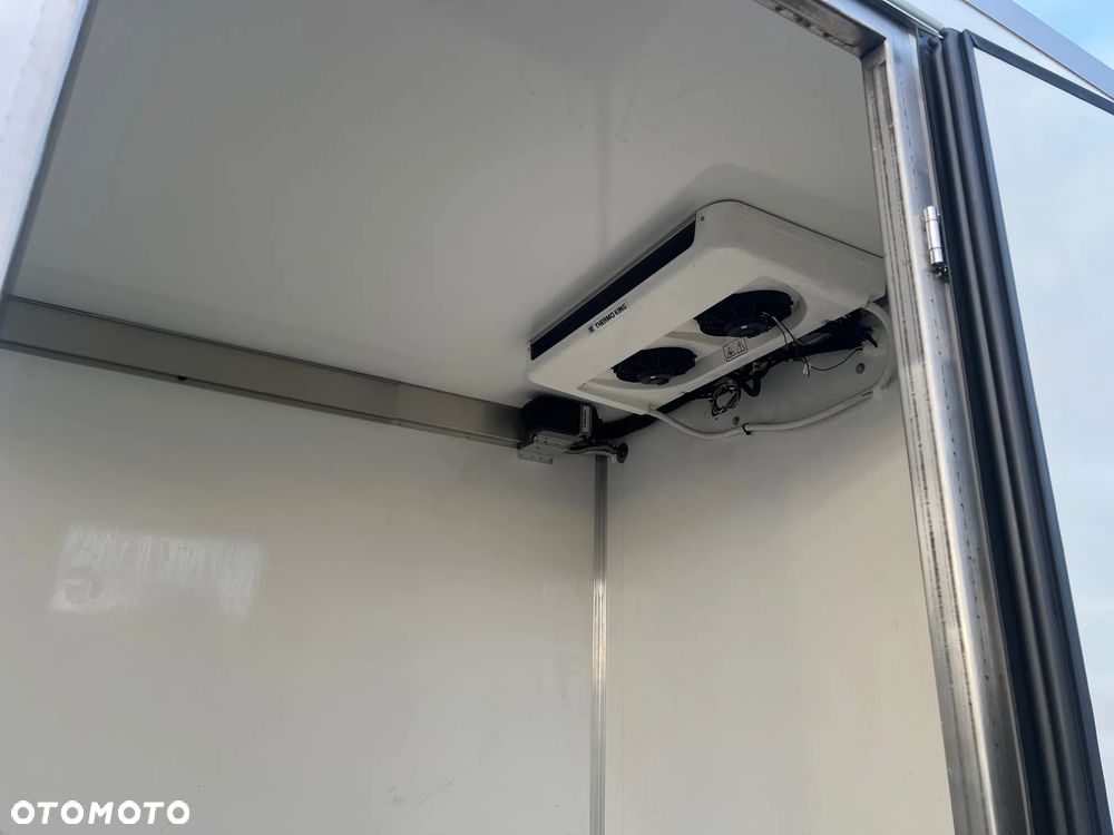 Ford Transit - 18