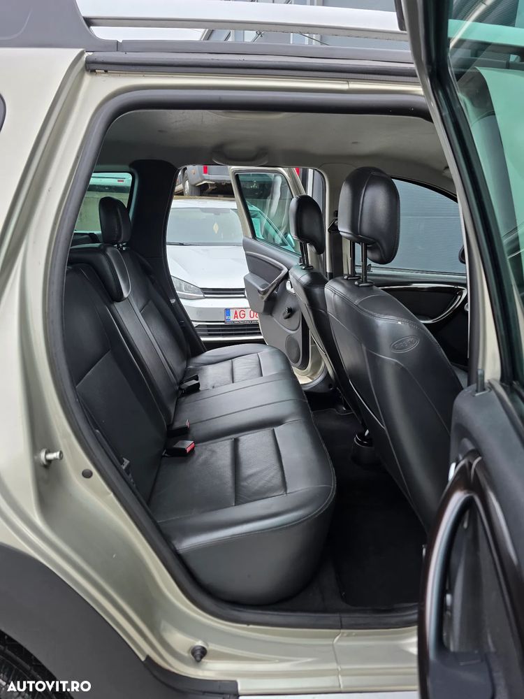 Dacia Duster 1.6 16V 105 4x2 Prestige - 12