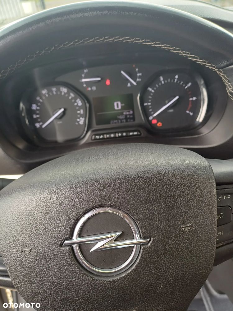 Opel VIVARO TRAFIC - 21