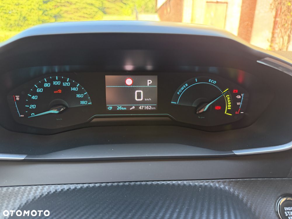 Peugeot 2008 Allure Pack - 2