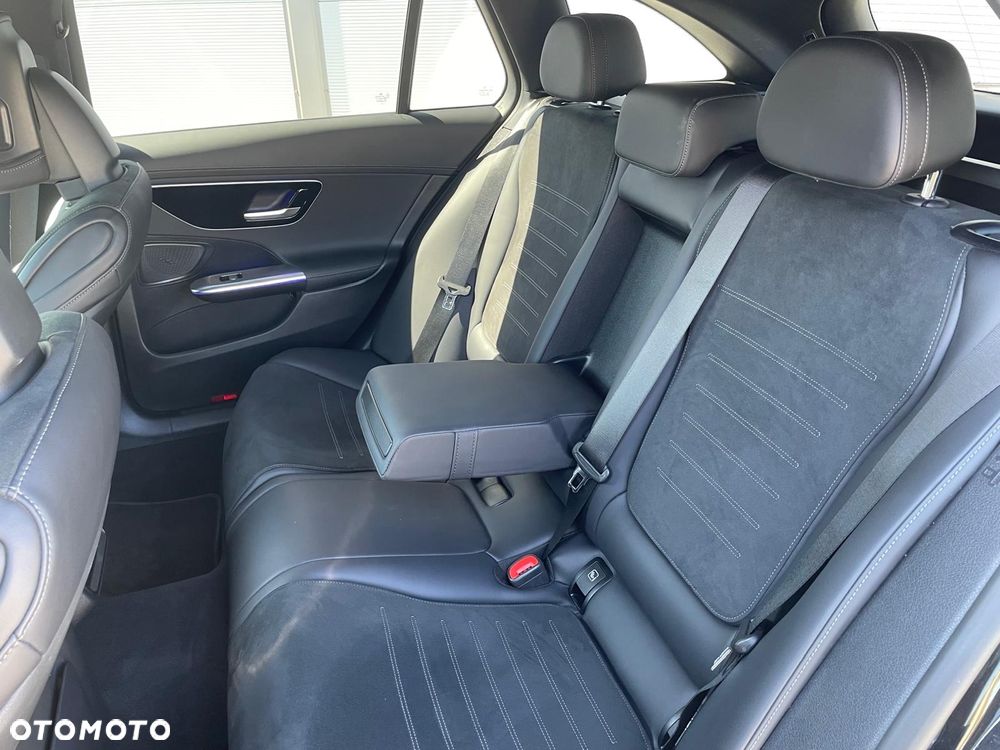 Mercedes-Benz Klasa C 200 d mHEV AMG - 6