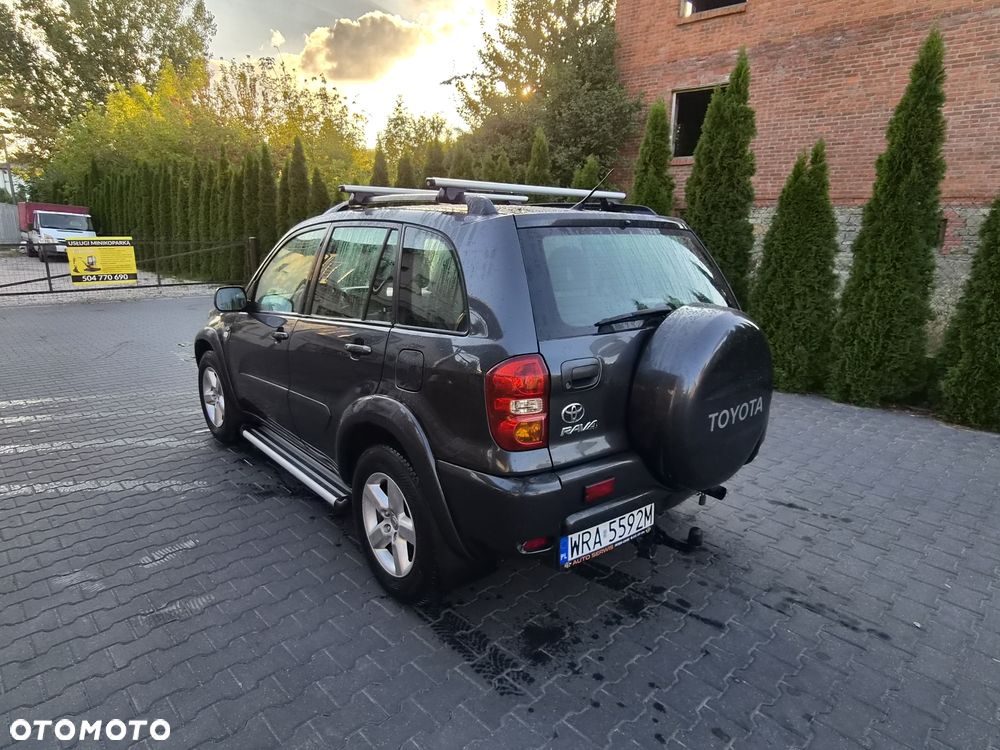 Toyota RAV4 - 5