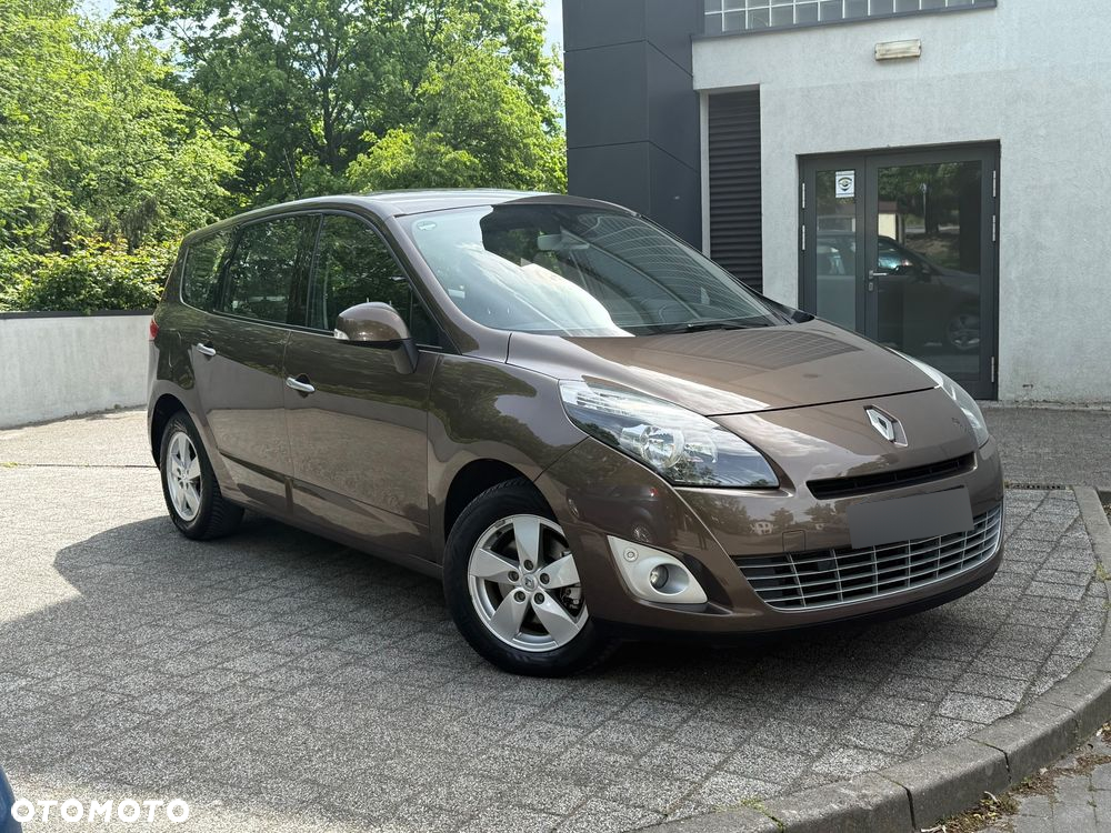 Renault Grand Scenic 2.0 16V 140 CVT Dynamique - 8