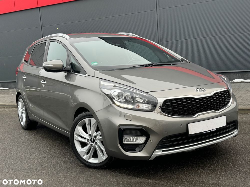 Kia Carens 1.7 CRDi Business Line 7os 7DCT - 2