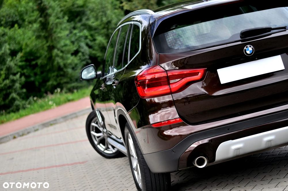 BMW X3 xDrive20i xLine sport - 10