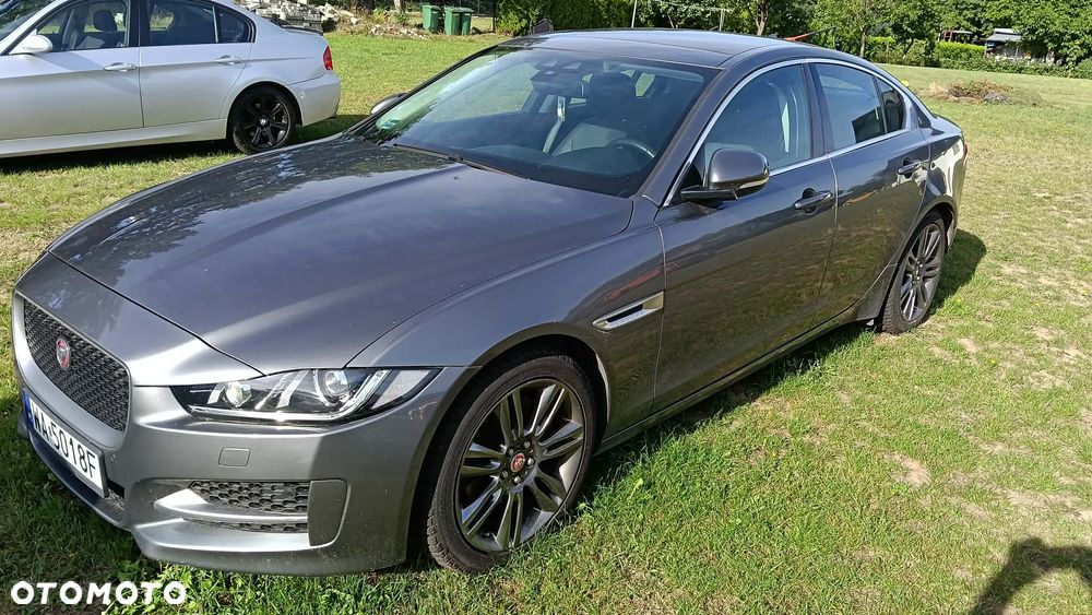 Jaguar XE 2.0 D Portfolio - 2