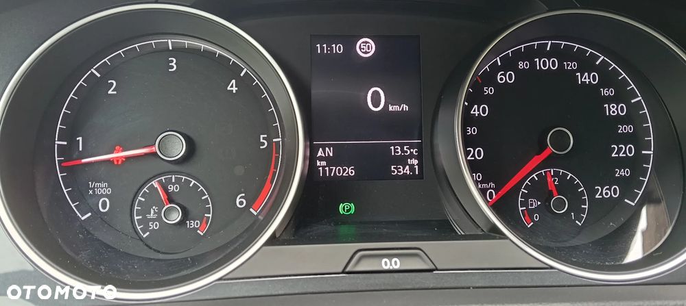 Volkswagen Golf - 34