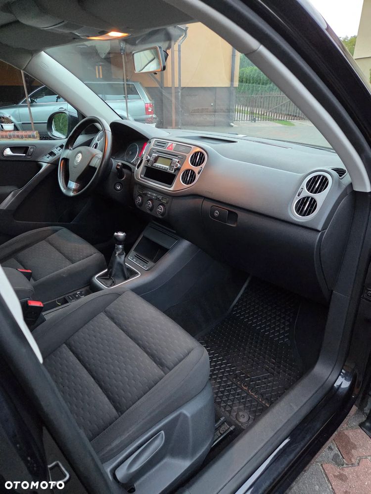 Volkswagen Tiguan 2.0 TDI DPF 4Motion Track & Field - 31