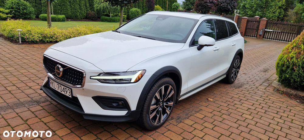 Volvo V60 Cross Country - 2
