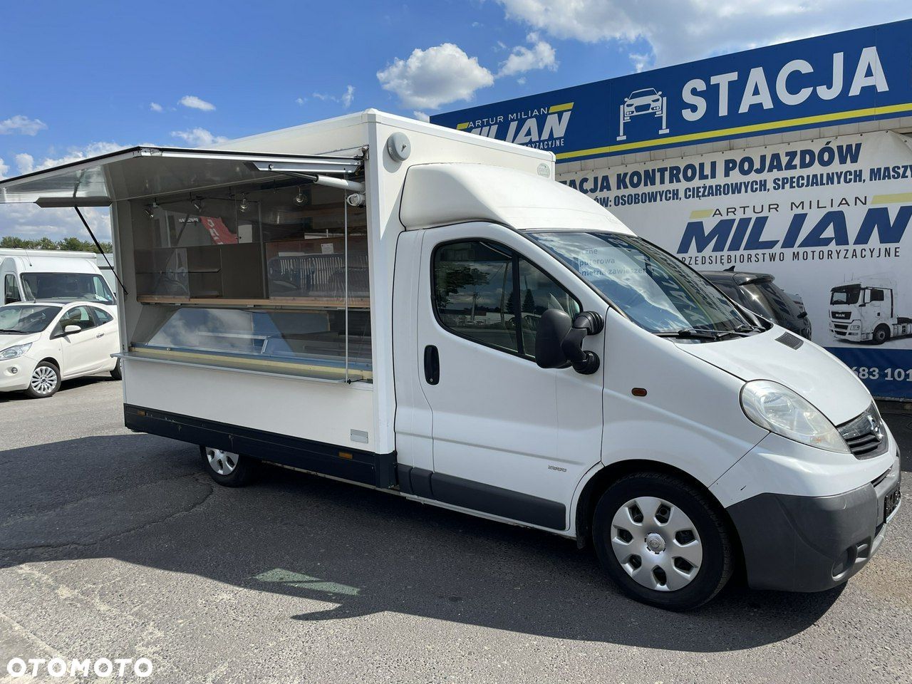 Opel Vivaro - 1