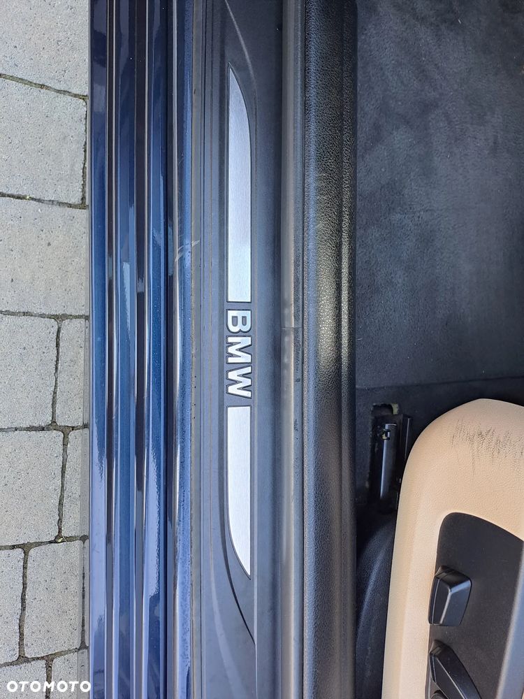 BMW Seria 5 520d xDrive - 13