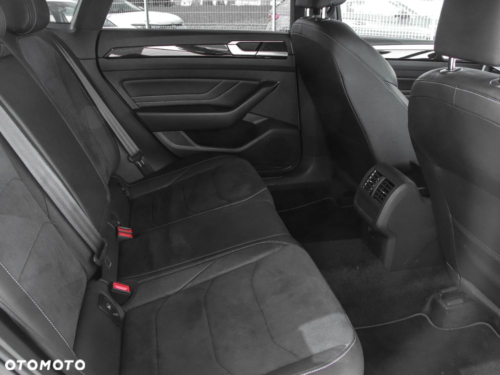 Volkswagen Arteon 2.0 TDI SCR 4Motion DSG R-Line - 14