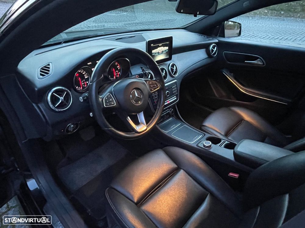 Mercedes-Benz CLA 180 - 21