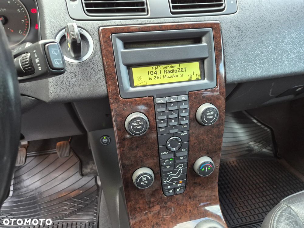 Volvo V50 - 16