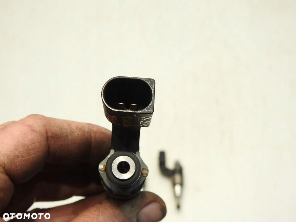 WTRYSK WTRYSKI VW TOURAN 1T3 LIFT 1.4 TSI 03C906036J - 4