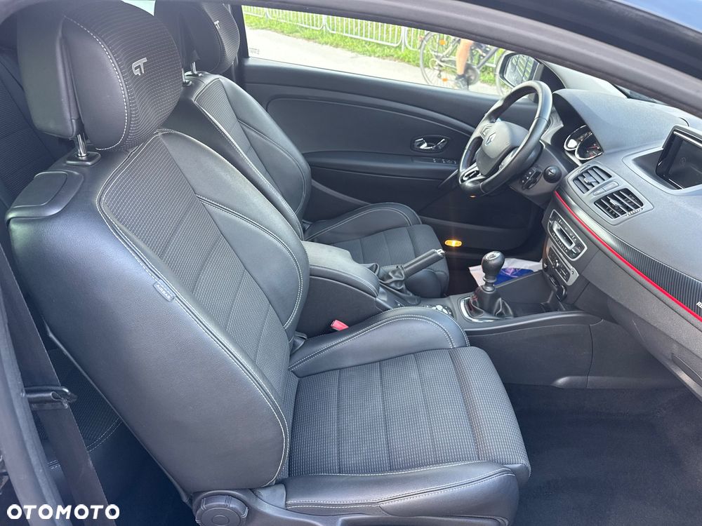 Renault Megane 220 GT - 12