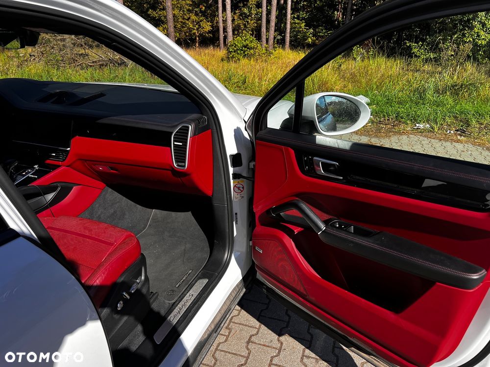 Porsche Cayenne S - 10
