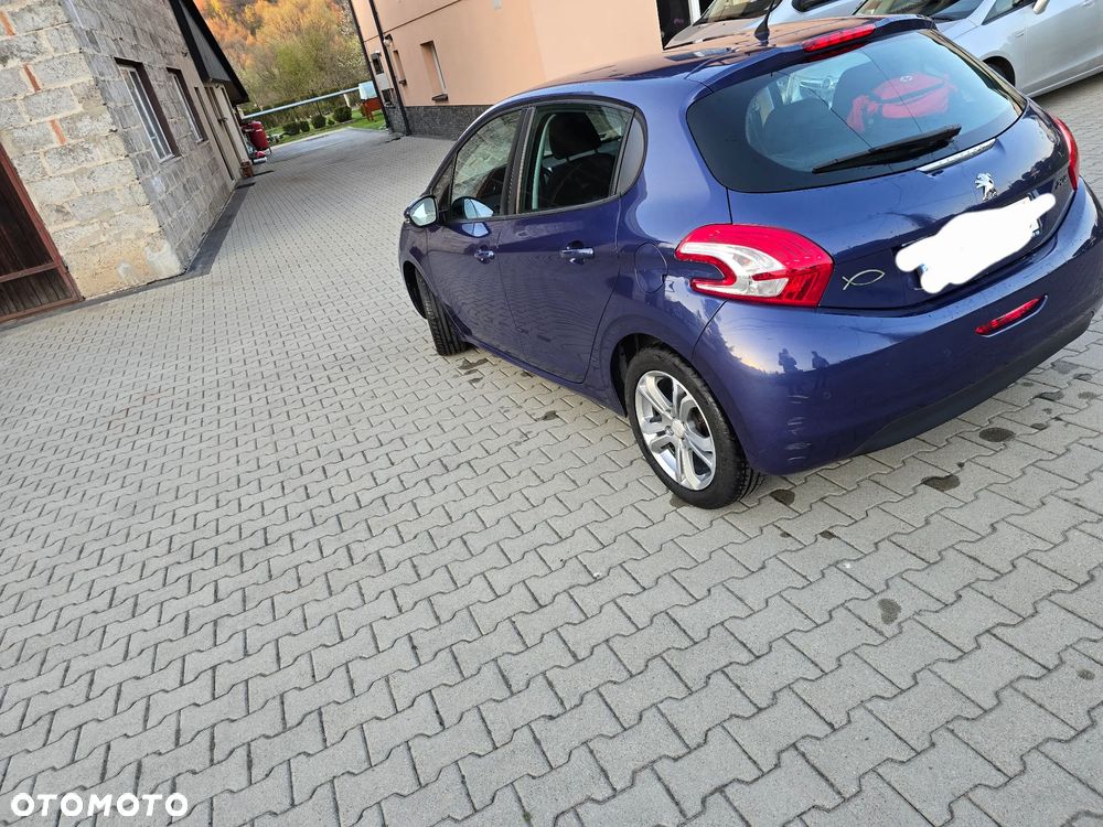 Peugeot 208 1.2 PureTech Active - 4