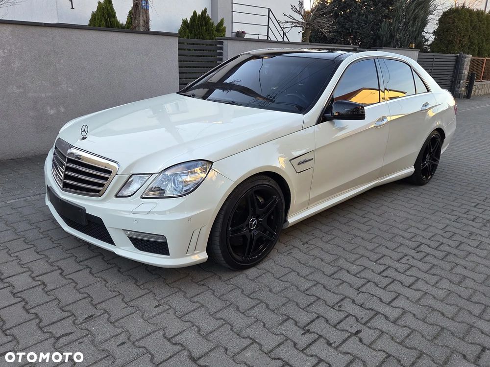 Mercedes-Benz Klasa E - 9