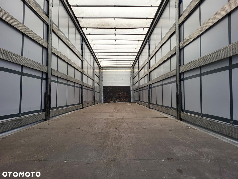 Schmitz Cargobull SCB S3T - 13